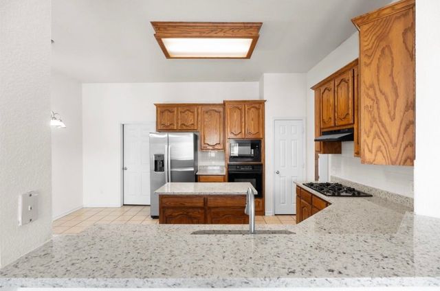 12258 Latigo Drive, Frisco, TX 75035