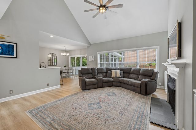 608 Banbury Pl, Brentwood, TN 37027