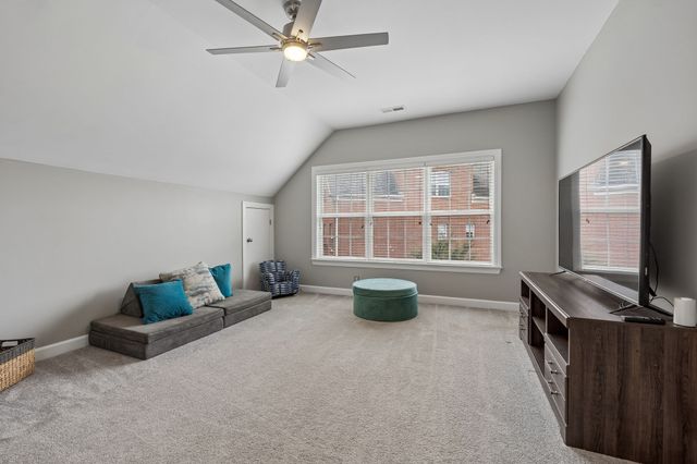 608 Banbury Pl, Brentwood, TN 37027