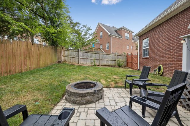 608 Banbury Pl, Brentwood, TN 37027