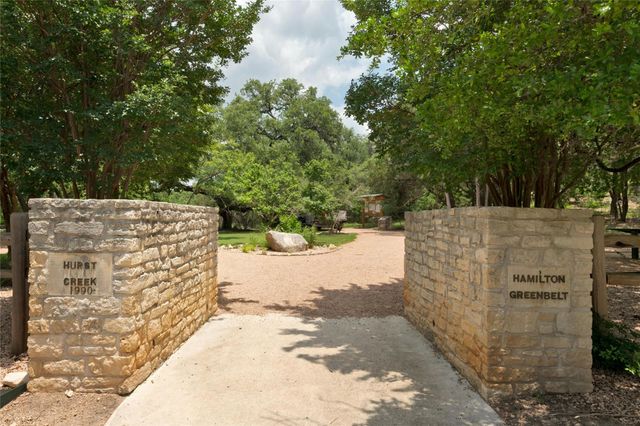 220 Sailmaster ST A, Lakeway, TX 78734