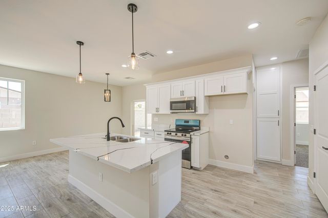 9401 W CORONADO Drive, Arizona City, AZ 85123