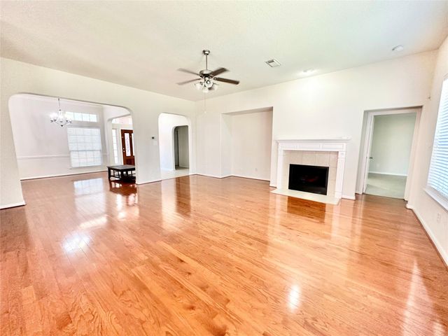 1307 Surecrop Lane, Pasadena, TX 77504