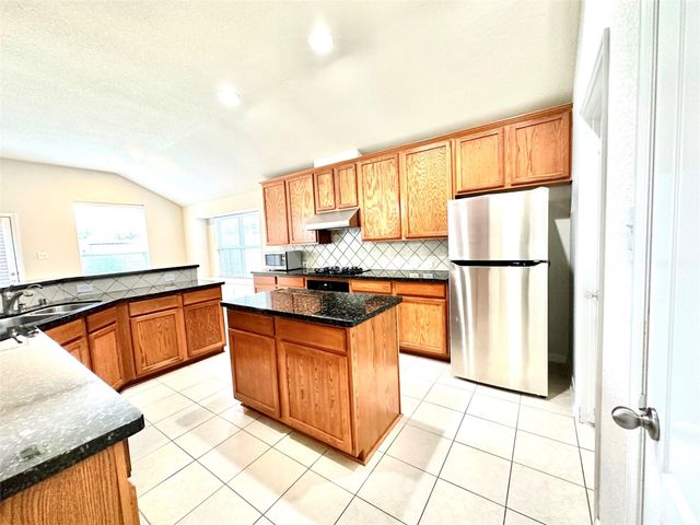 1307 Surecrop Lane, Pasadena, TX 77504