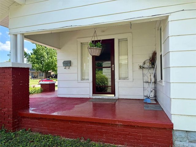 910 Overland Court, Shawnee, OK 74801