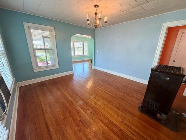 910 Overland Court, Shawnee, OK 74801