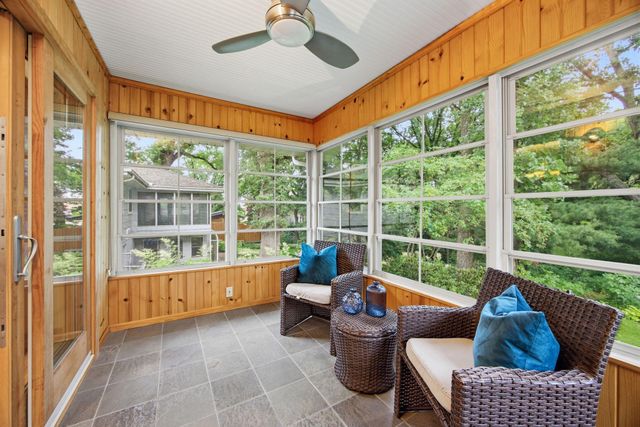 3121 W 84th Street, Bloomington, MN 55431