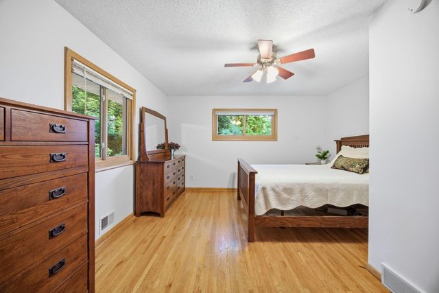 3121 W 84th Street, Bloomington, MN 55431