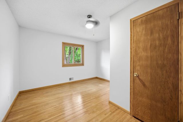 3121 W 84th Street, Bloomington, MN 55431