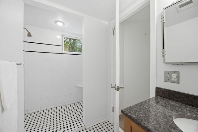 3121 W 84th Street, Bloomington, MN 55431