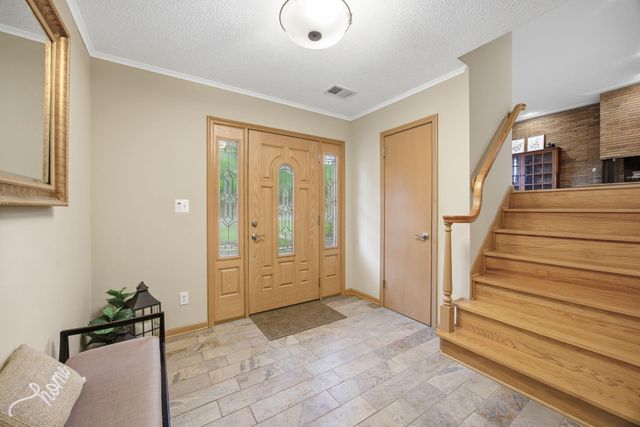 3121 W 84th Street, Bloomington, MN 55431