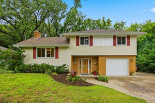 3121 W 84th Street, Bloomington, MN 55431