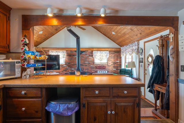 5 Kimball St, Littleton, MA 01460