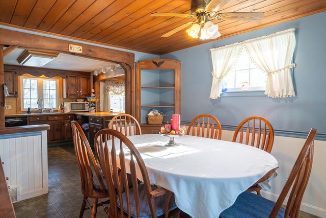 5 Kimball St, Littleton, MA 01460