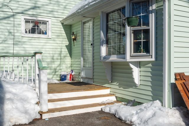 5 Kimball St, Littleton, MA 01460