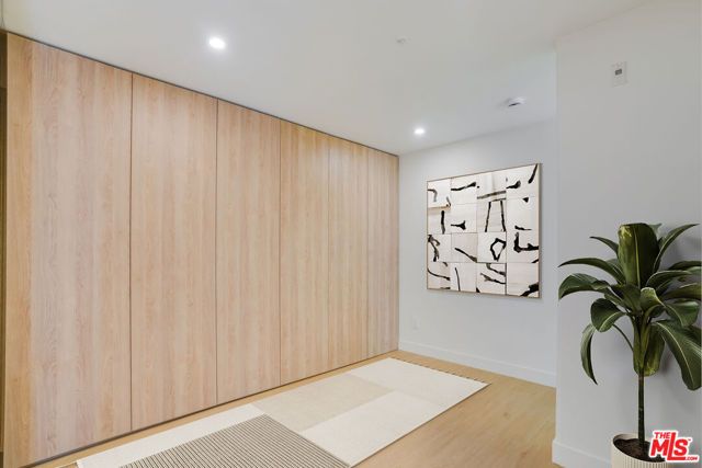 1617 Broadway A, Santa Monica, CA 90404