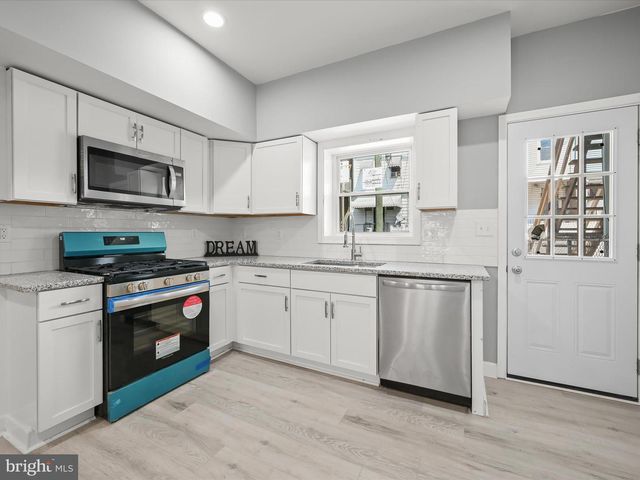 405 S NEWKIRK ST, Baltimore, MD 21224