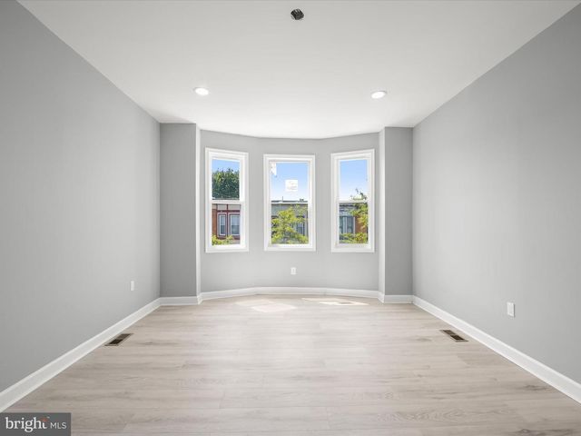 405 S NEWKIRK ST, Baltimore, MD 21224