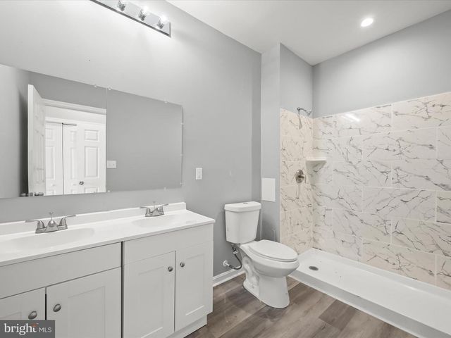 405 S NEWKIRK ST, Baltimore, MD 21224