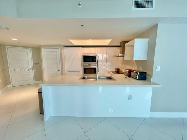 150 Sunny Isles Boulevard 1-501, Sunny Isles Beach, FL 33160