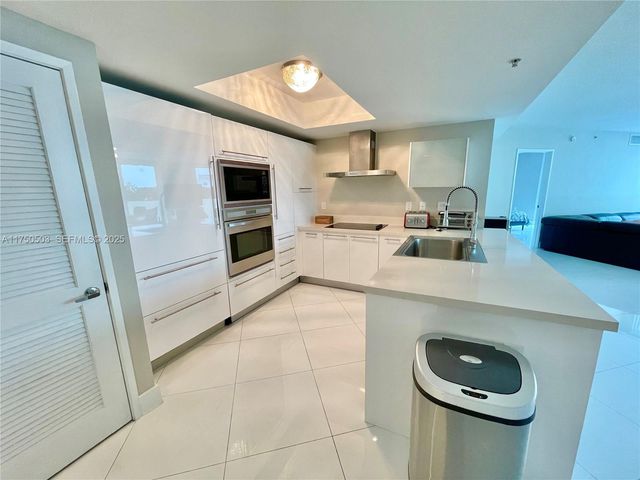 150 Sunny Isles Boulevard 1-501, Sunny Isles Beach, FL 33160