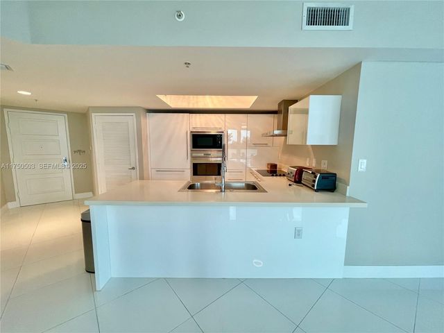 150 Sunny Isles Boulevard 1-501, Sunny Isles Beach, FL 33160