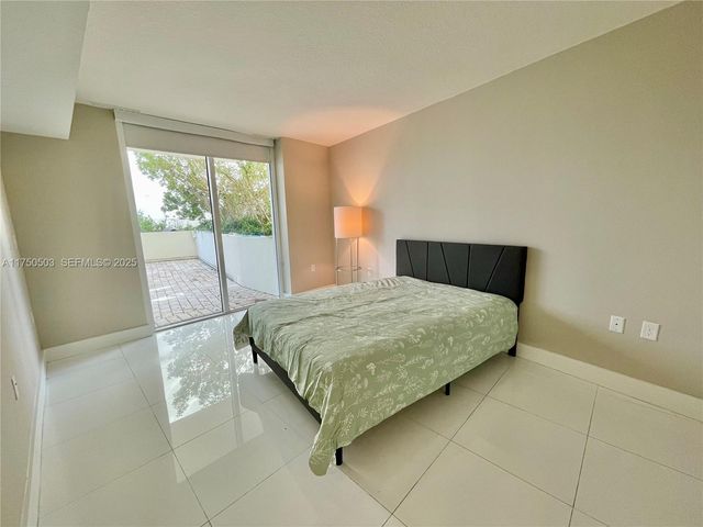 150 Sunny Isles Boulevard 1-501, Sunny Isles Beach, FL 33160