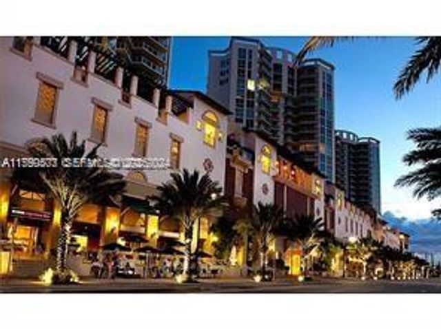 150 Sunny Isles Boulevard 1-501, Sunny Isles Beach, FL 33160