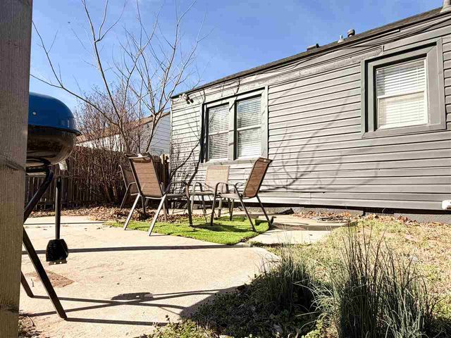 1704 NW Oak Ave, Lawton, OK 73507