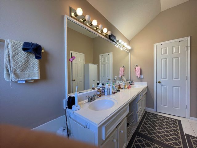 3418 Shadowfern Drive, Houston, TX 77082