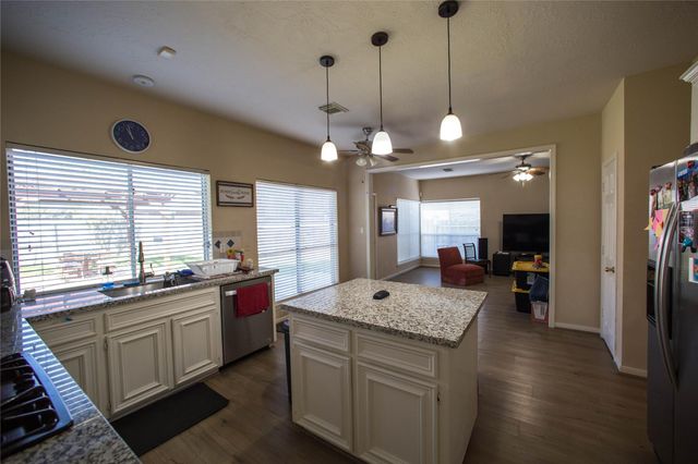 3418 Shadowfern Drive, Houston, TX 77082