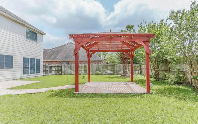 3418 Shadowfern Drive, Houston, TX 77082