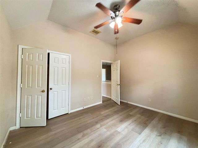 3418 Shadowfern Drive, Houston, TX 77082