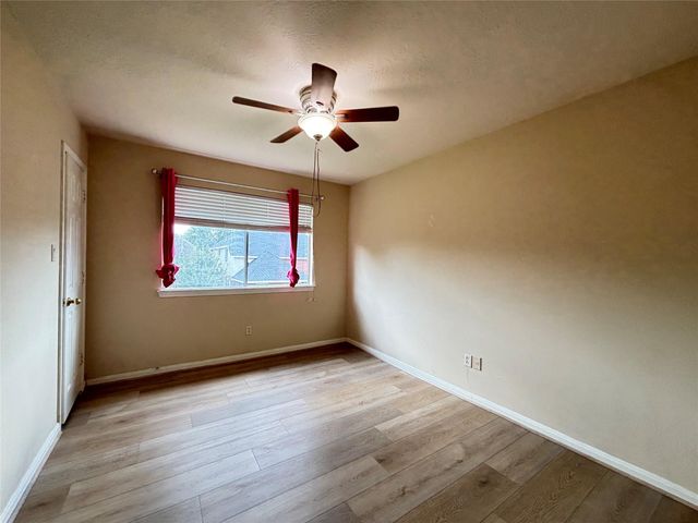 3418 Shadowfern Drive, Houston, TX 77082