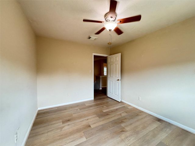 3418 Shadowfern Drive, Houston, TX 77082