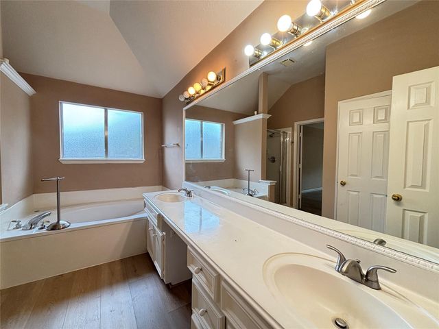 3418 Shadowfern Drive, Houston, TX 77082
