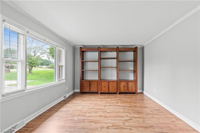 236 Linville Springs Road, Kernersville, NC 27284
