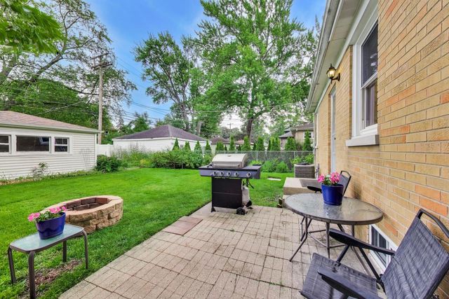 7923 Kolmar Avenue, Skokie, IL 60076