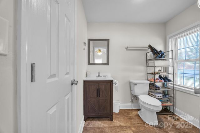617 E Chestnut Street, Stanley, NC 28164