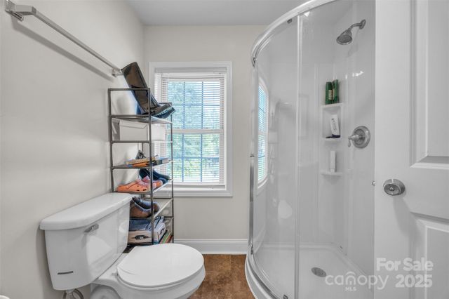617 E Chestnut Street, Stanley, NC 28164