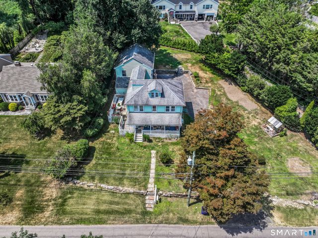 647 Bronson Road, Fairfield, CT 06890