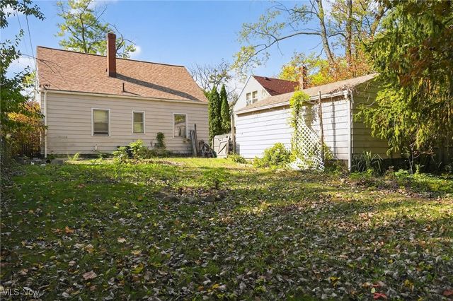 2549 26th Street, Cuyahoga Falls, OH 44223