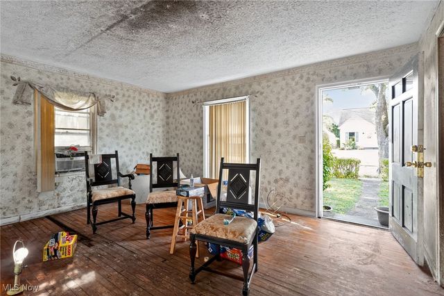 2549 26th Street, Cuyahoga Falls, OH 44223