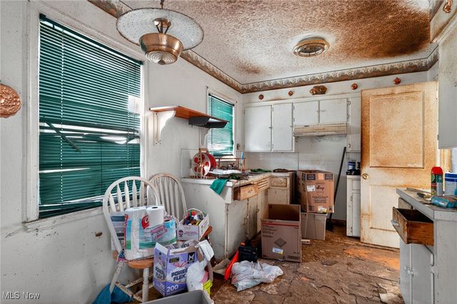 2549 26th Street, Cuyahoga Falls, OH 44223