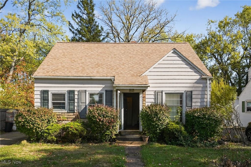 2549 26th Street, Cuyahoga Falls, OH 44223