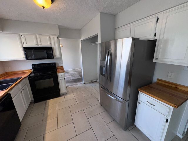 1707 Crimson Court, Arlington, TX 76018