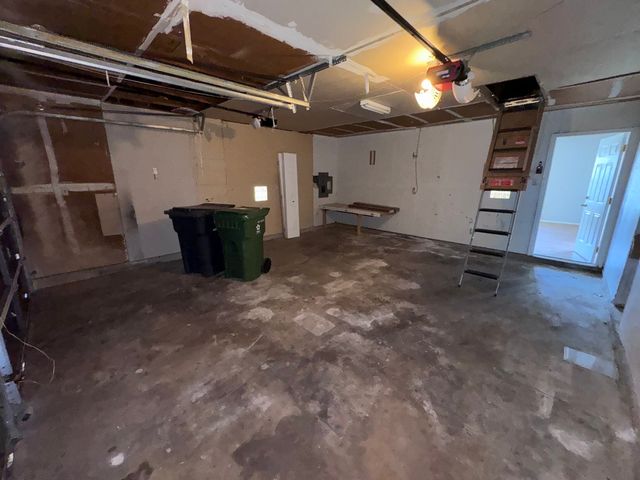 1707 Crimson Court, Arlington, TX 76018