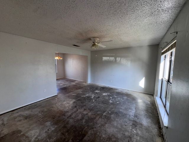 1707 Crimson Court, Arlington, TX 76018