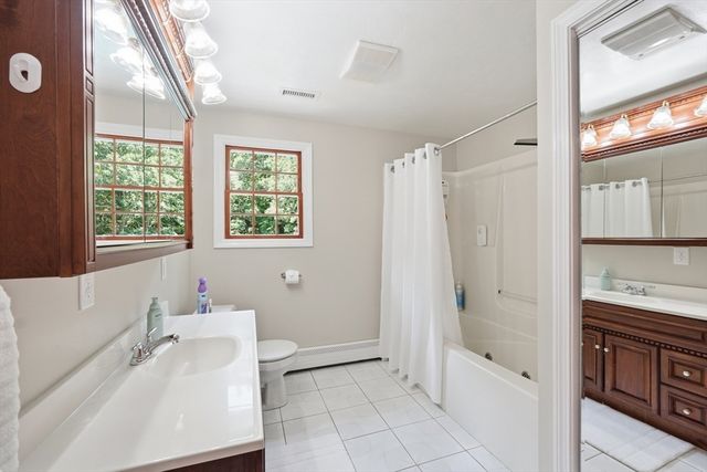 45 Stoneleigh Road, Worcester, MA 01606