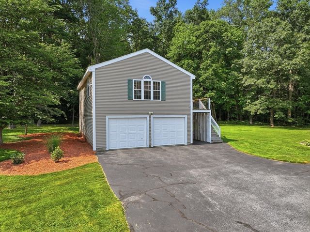 45 Stoneleigh Road, Worcester, MA 01606